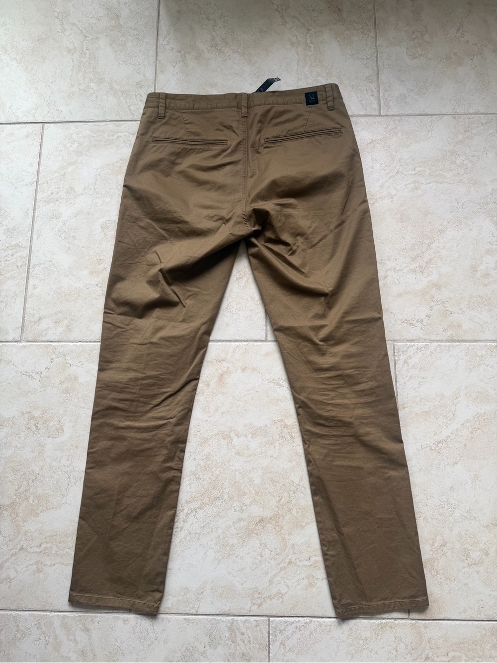 VUORI Men’s Pants - Picture 3 of 4
